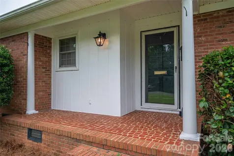 225 Dogwood Drive Mount Holly NC 28120