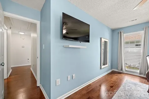 5200 Cressingham Court Charlotte NC 28227