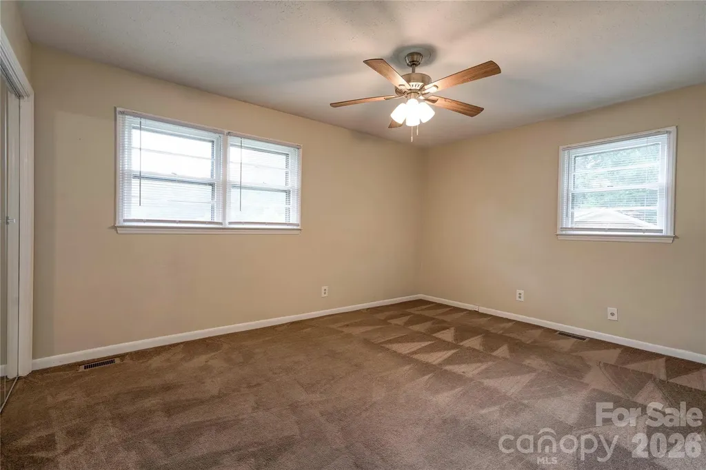 1323 N Lakewood Drive Shelby NC 28150