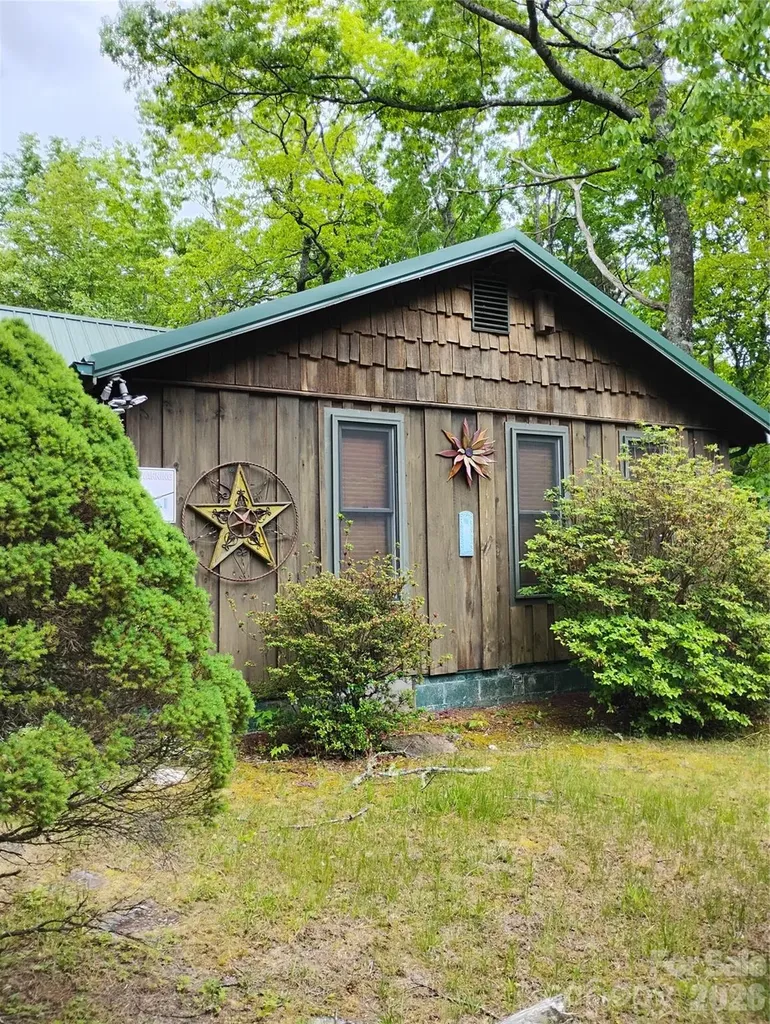 401 Shady Drive Collettsville NC 28611