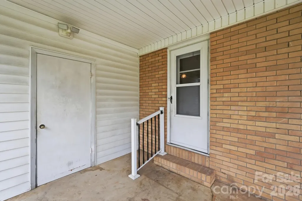 913 Harper Road Gastonia NC 28056