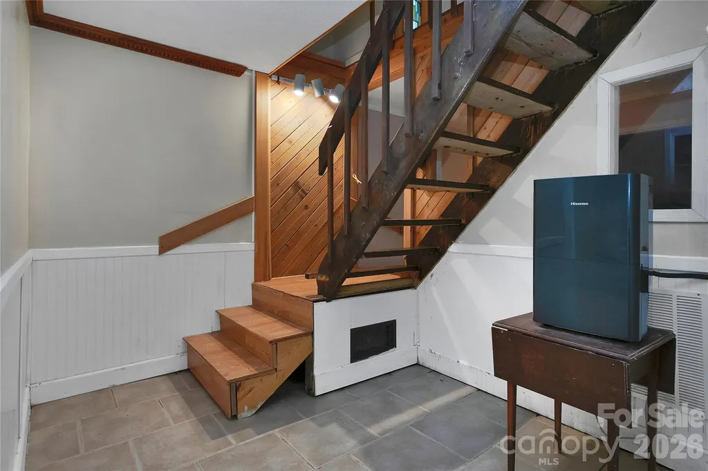 56 Guque Court Brevard NC 28712