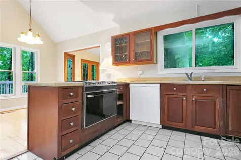 56 Guque Court Brevard NC 28712