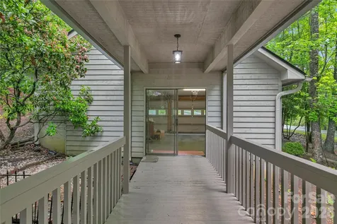 56 Guque Court Brevard NC 28712