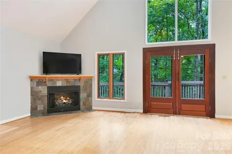 56 Guque Court Brevard NC 28712