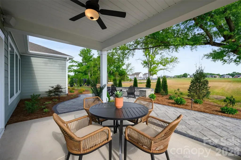 3244 Gavin Lane Harrisburg NC 28075
