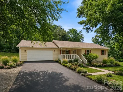 5 Harrison Hill Road Swannanoa NC 28778