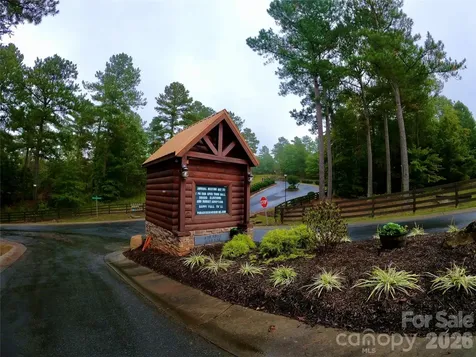 2143 Lighthouse Lane Connelly Springs NC 28612
