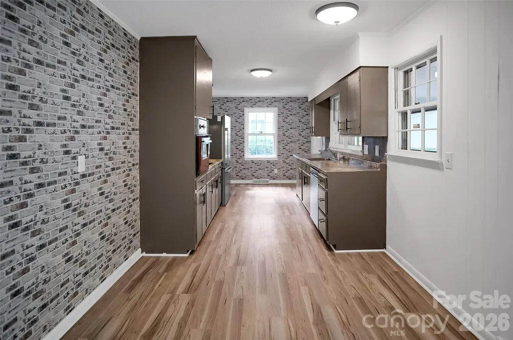 327 Arlington Street Forest City NC 28043