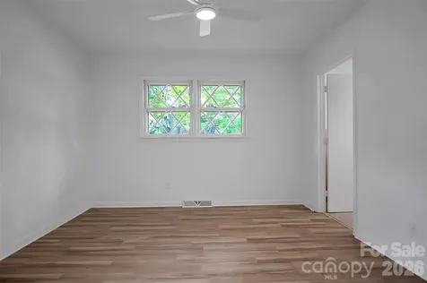 327 Arlington Street Forest City NC 28043