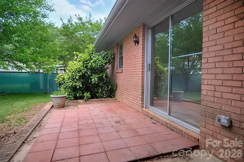 327 Arlington Street Forest City NC 28043