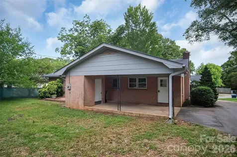 327 Arlington Street Forest City NC 28043