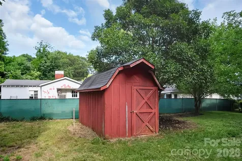 327 Arlington Street Forest City NC 28043