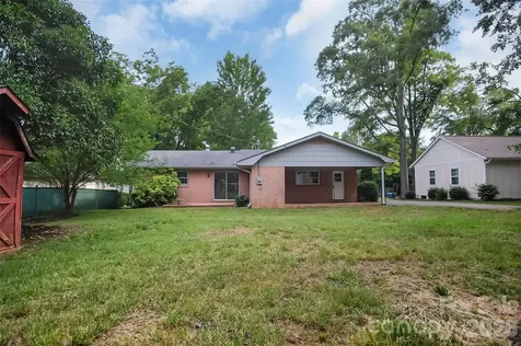 327 Arlington Street Forest City NC 28043