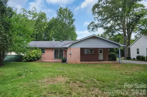 327 Arlington Street Forest City NC 28043