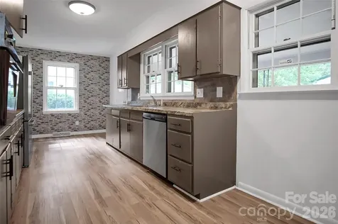 327 Arlington Street Forest City NC 28043