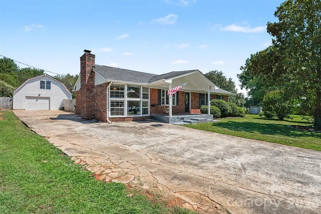 101 E Chamblee Drive Salisbury NC 28147