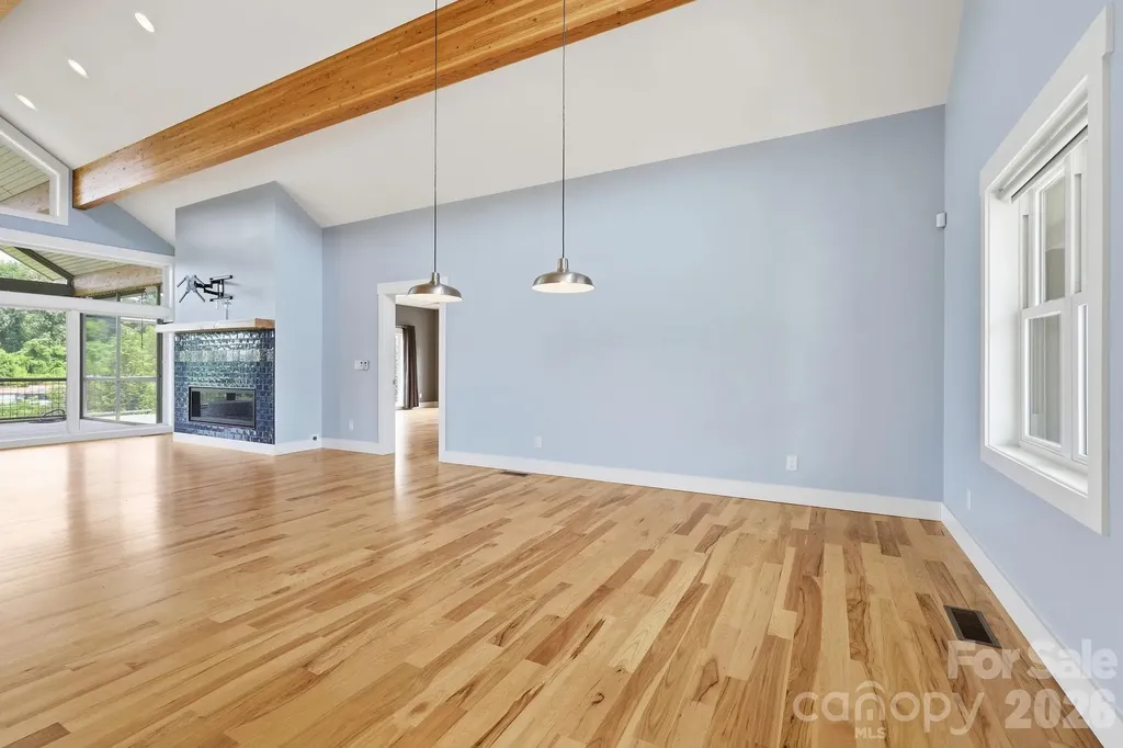 41 Bell Sprinkle Road Weaverville NC 28787