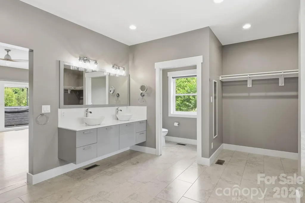 41 Bell Sprinkle Road Weaverville NC 28787