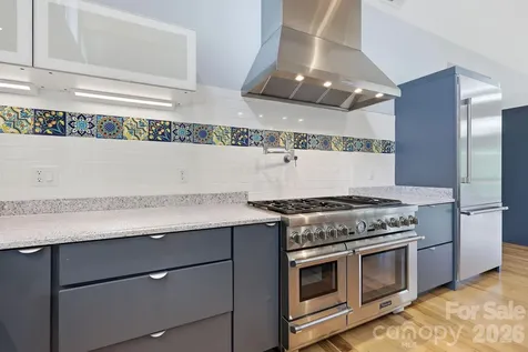 41 Bell Sprinkle Road Weaverville NC 28787