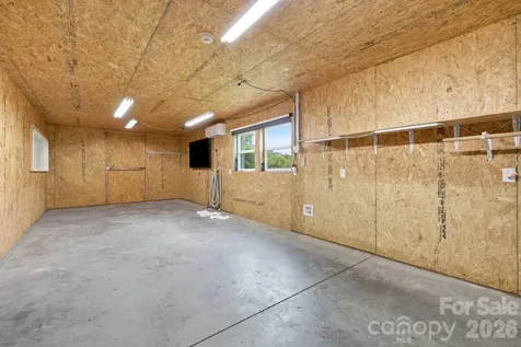 41 Bell Sprinkle Road Weaverville NC 28787