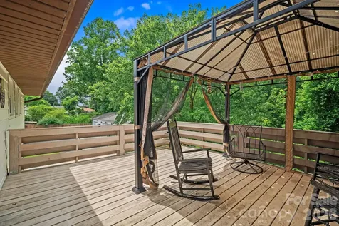 154 Richmond Hill Drive Asheville NC 28806