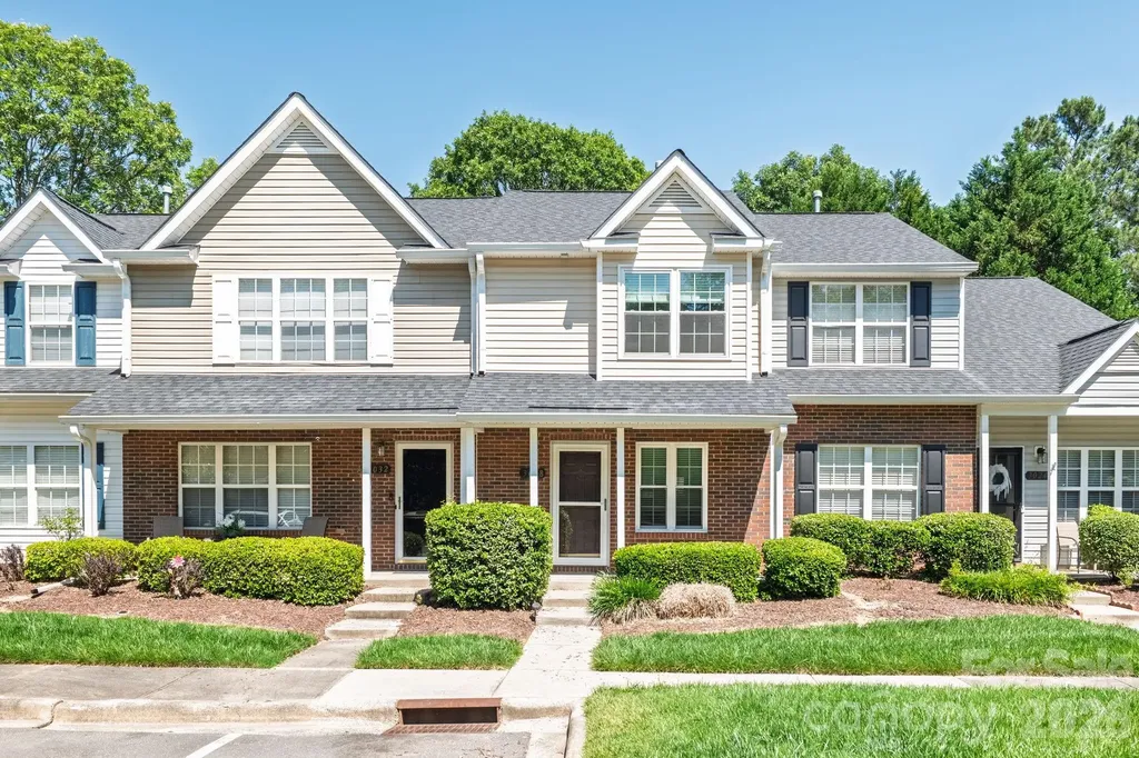 Charlotte NC, 3028 Mayer House Court