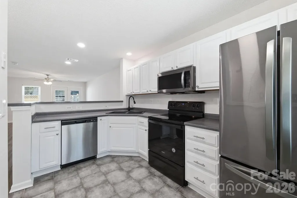3028 Mayer House Court Charlotte NC 28214
