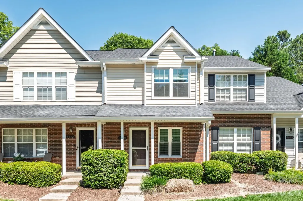 3028 Mayer House Court Charlotte NC 28214