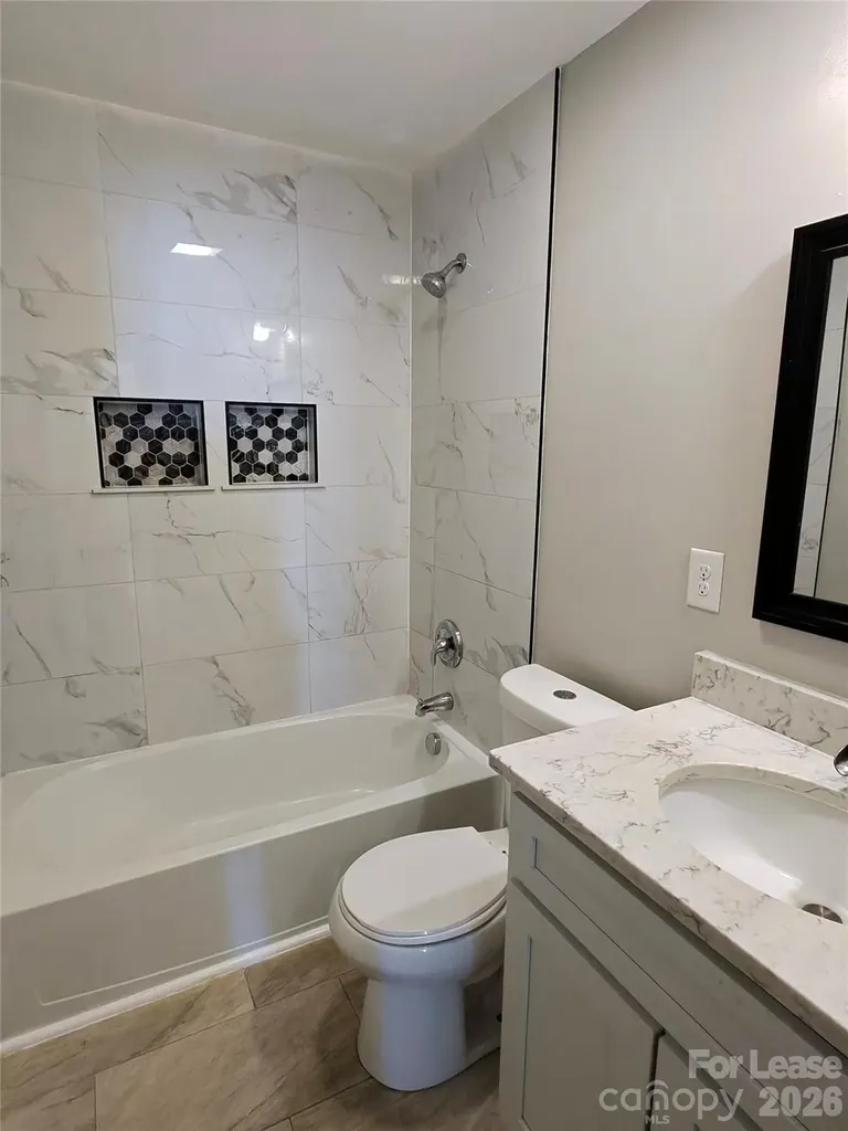 6817 Deanwood Place Charlotte NC 28217