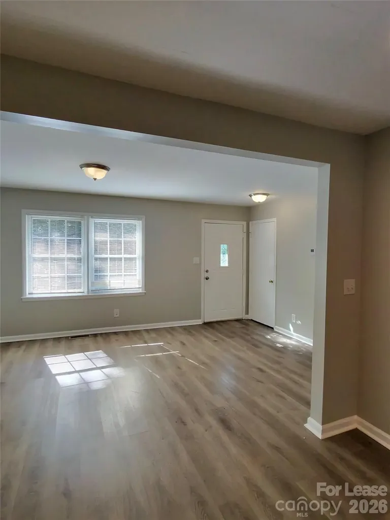6817 Deanwood Place Charlotte NC 28217