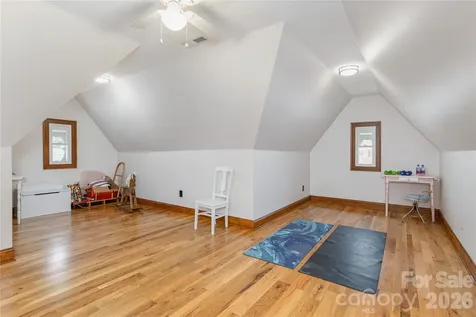 831 Oakland Street Hendersonville NC 28791