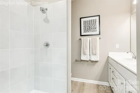 7353 Marino Court Charlotte NC 28212