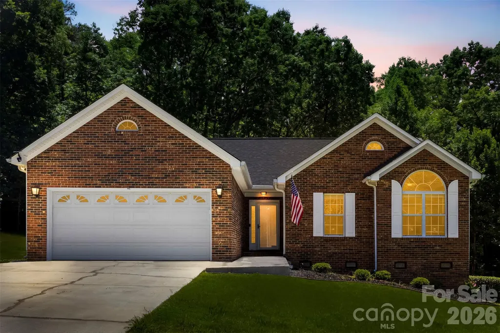 170 Ruthaven Drive Bessemer City NC 28016