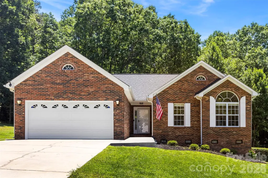 170 Ruthaven Drive Bessemer City NC 28016
