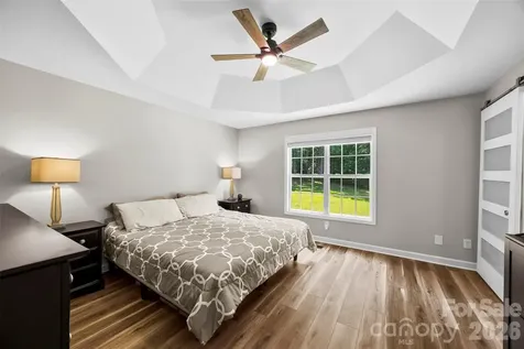 170 Ruthaven Drive Bessemer City NC 28016