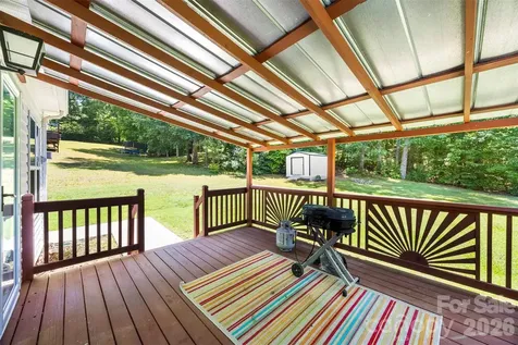 170 Ruthaven Drive Bessemer City NC 28016