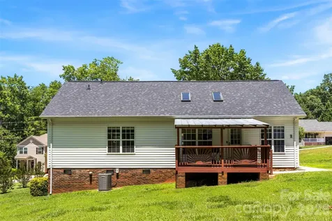 170 Ruthaven Drive Bessemer City NC 28016