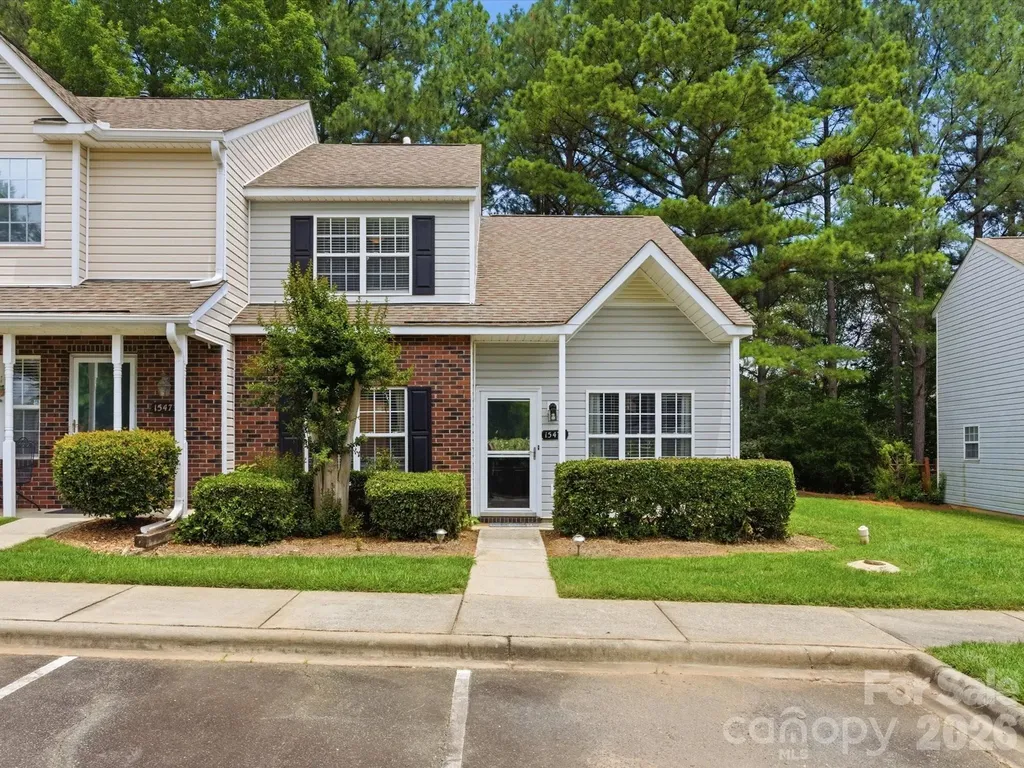 15477 Asterwind Court Charlotte NC 28277
