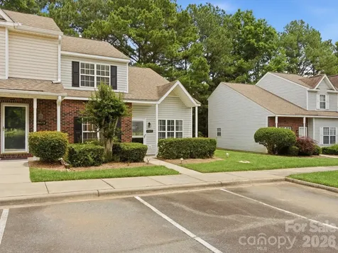15477 Asterwind Court Charlotte NC 28277