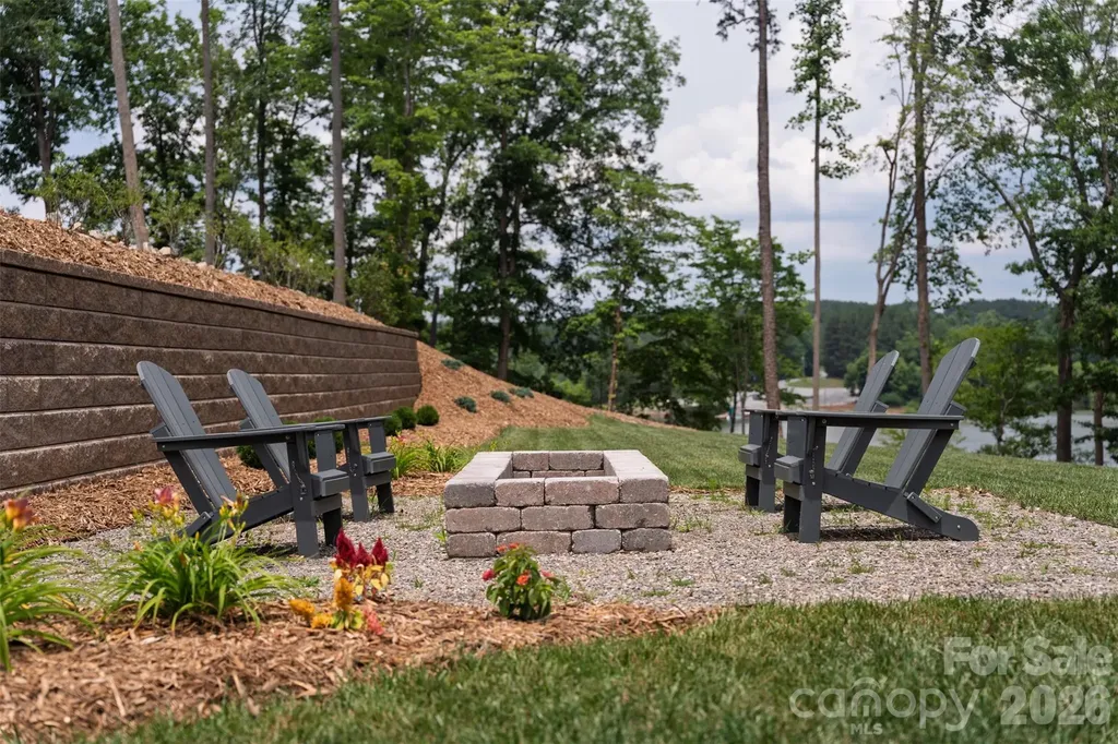 5764 Lake Pointe Drive Granite Falls NC 28630