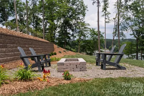 5764 Lake Pointe Drive Granite Falls NC 28630