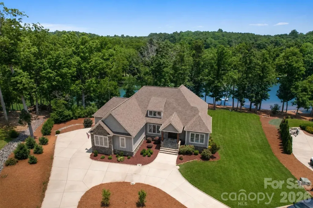 827 Misty Arbor Ford Clover SC 29710