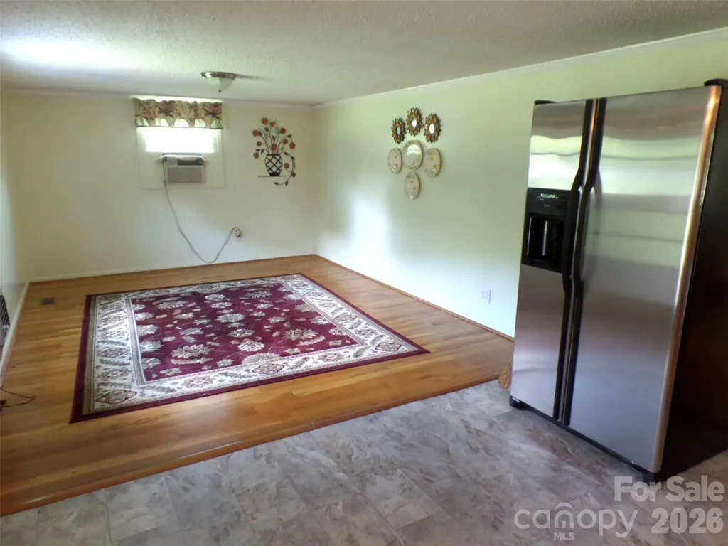 3333 Hunawill Street Claremont NC 28610