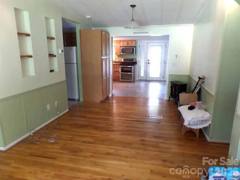 3333 Hunawill Street Claremont NC 28610