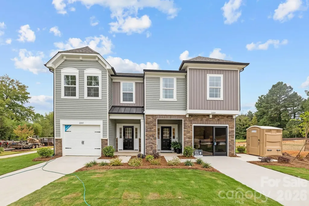 2214 Gladwyne Place Charlotte NC 28269