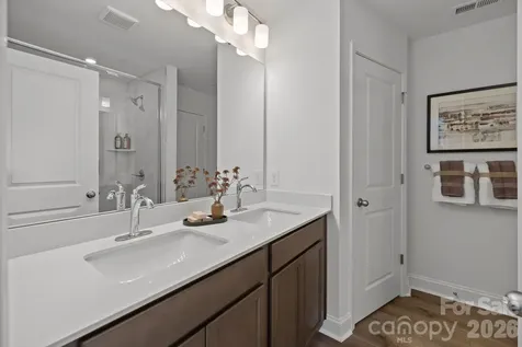 2214 Gladwyne Place Charlotte NC 28269