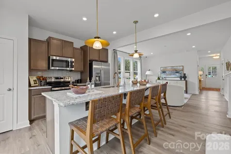 2214 Gladwyne Place Charlotte NC 28269