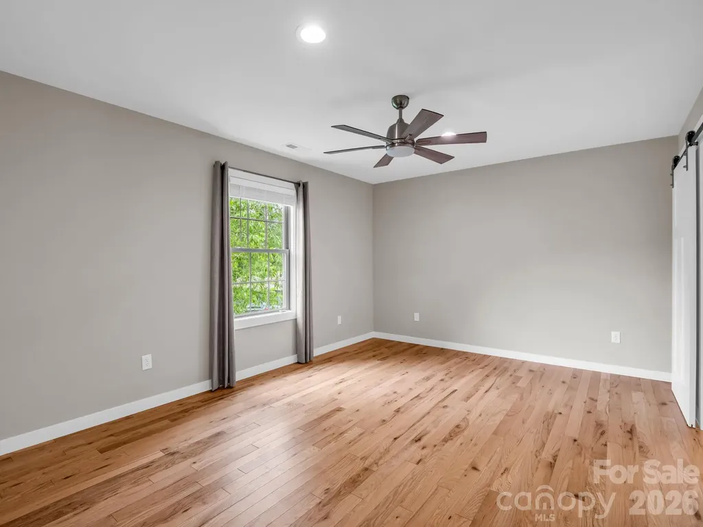 100 Walt Drive Hendersonville NC 28792