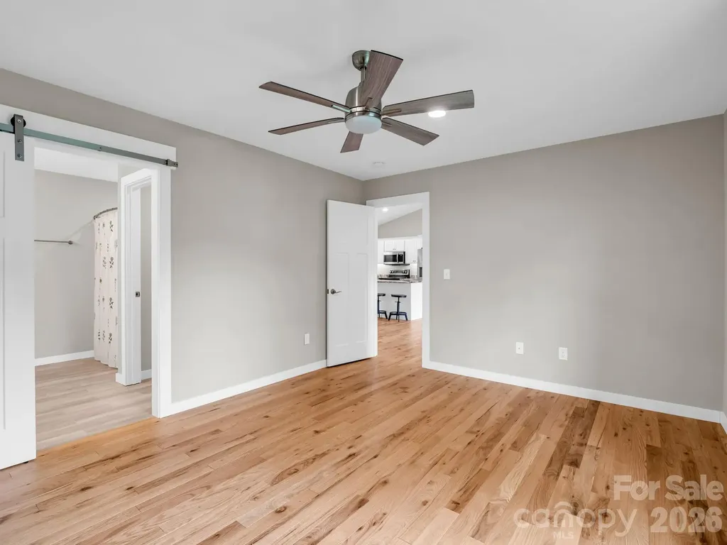 100 Walt Drive Hendersonville NC 28792